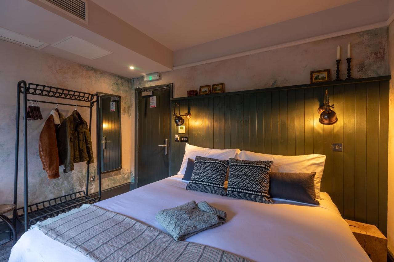 The Wolfpack Inn London Exterior photo